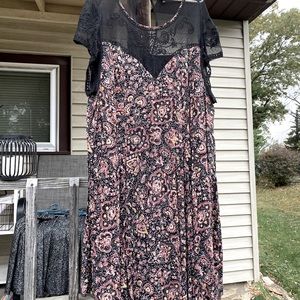 Plus-size Paisley Mesh Dress